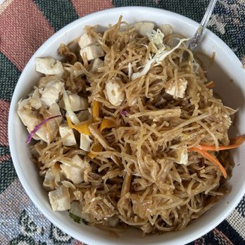 Thai 2 U - Monday Lemongrass Noodle Rolls - Food Trucks Near Me - Spring Branch, Texas