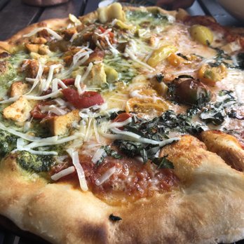 Viewhouse - Centennial - Half margarita, half pesto pizza - American Near Me - Centennial, Colorado Viewhouse - Centennial - Half margarita, half pesto pizza - American Near Me - Centennial, Colorado