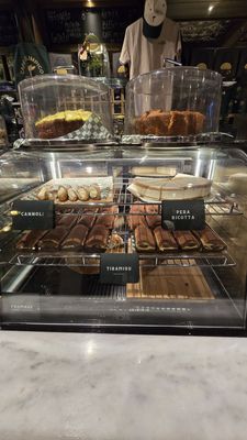 Café Olimpico - Vieux-Montréal by null