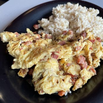 Rooster Café - Portuguese Scramble (TikTok: @justandyvu) - Breakfast & Brunch Near Me - Costa Mesa, California Rooster Café - Portuguese Scramble (TikTok: @justandyvu) - Breakfast & Brunch Near Me - Costa Mesa, California