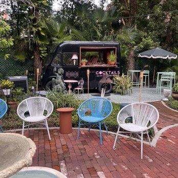 The Wellborn - Patio - Lounges Near Me - Orlando, Florida The Wellborn - Patio - Lounges Near Me - Orlando, Florida