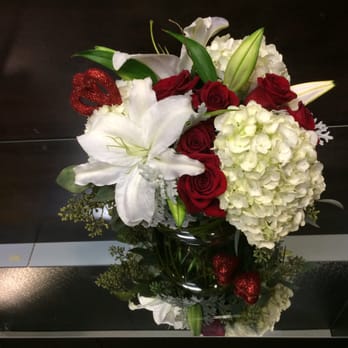 Timeless Blossoms - San Diego Flower Delivery - Roses and Fragrance - Florists Near Me - San Diego, California
