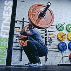 Dimes Fitness - Warming up for front squats