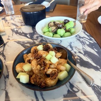 Panda Inn - Lunch Honey Walnut Shrimp - Chinese Near Me - Pasadena, California