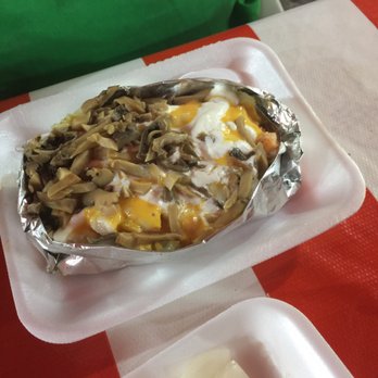 Taqueria Los Chiles - Papa - Mexican Near Me - Mazatlán, SIN