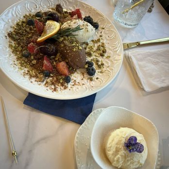 The Royale - Dubai chocolate with side of ice cream - Breakfast & Brunch Near Me - Pleasant Hill, California The Royale - Dubai chocolate with side of ice cream - Breakfast & Brunch Near Me - Pleasant Hill, California
