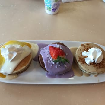 My Cafe - Flight of Pancakes! YUM!! - Breakfast & Brunch Near Me - Kapolei, Hawaii