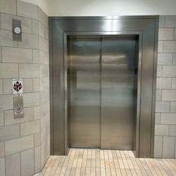 Otis Series 4 southeast wing elevator, Northlake Mall (Charlotte)