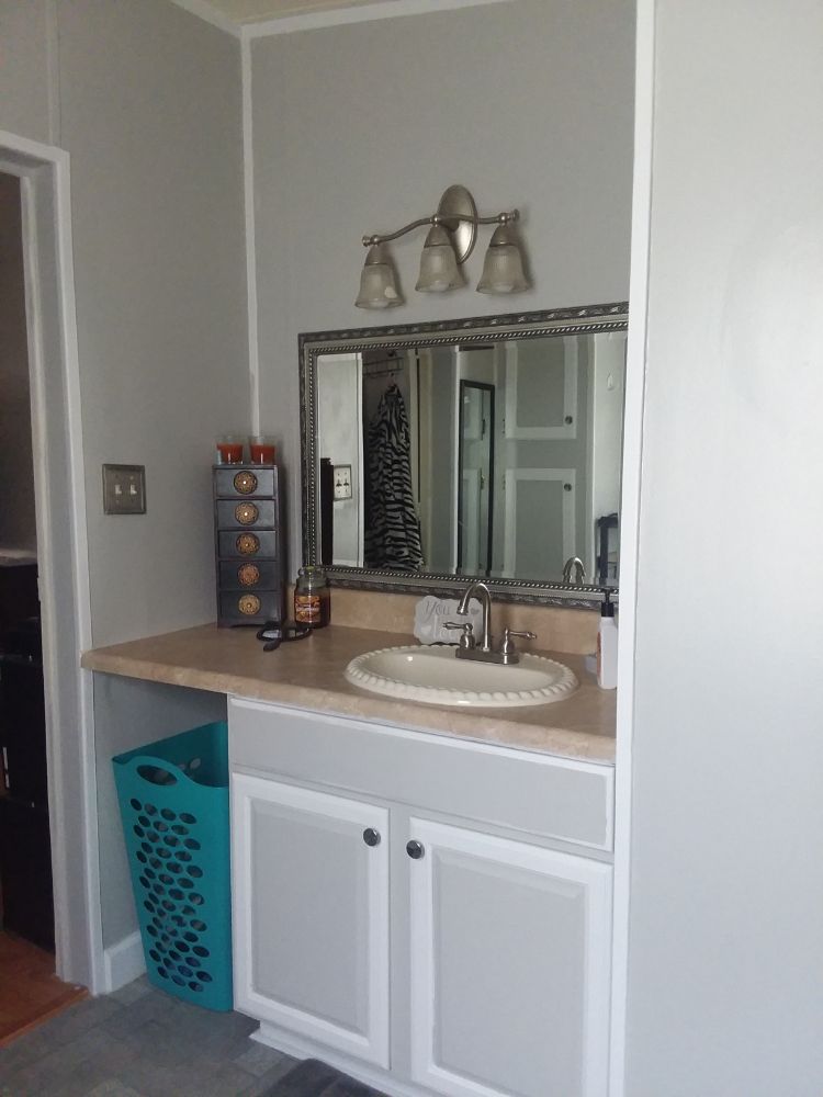 Slide of Carolina handyman and lawn care service