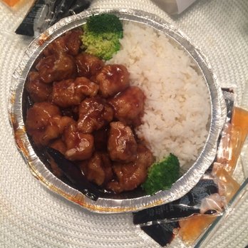 Panda House - Orange chicken (lunch size) - Chinese Near Me - Jacksonville, Florida