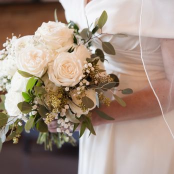 Avery Willow Designs - Floral Designers Near Me