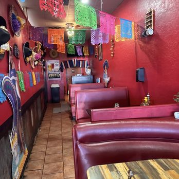 Royal Taco - Dining room - Tacos Near Me - Casa Grande, Arizona