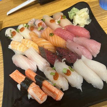 Oishii - Sushi Bars Near Me - Houston, Texas