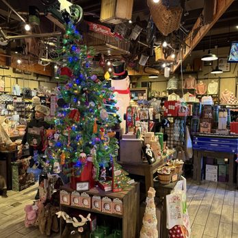 Cracker Barrel Old Country Store - Entrance, gift shop - American Near Me - Las Vegas, Nevada Cracker Barrel Old Country Store - Entrance, gift shop - American Near Me - Las Vegas, Nevada