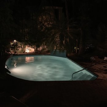 Tropical Inn - Bed & Breakfast Near Me - Key West, Florida Tropical Inn - Bed & Breakfast Near Me - Key West, Florida