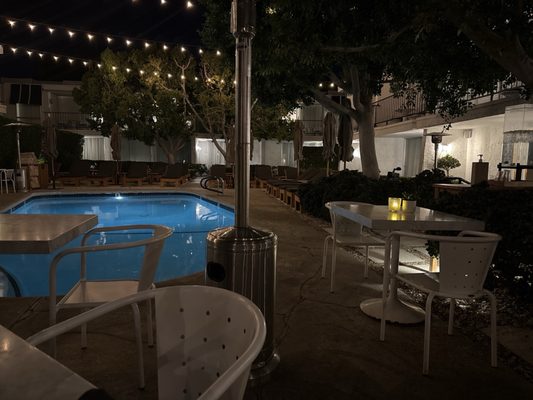 Chi Chi Restaurant by null