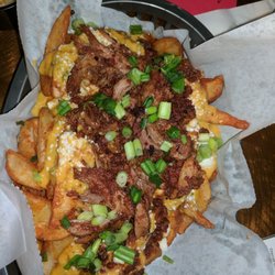 Teddy's Lounge - Chorizo and queso fries