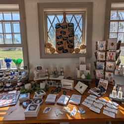 KPort Bagel - So many Maine artisans sell their crafts here!