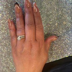 LaVish Nails & Spa
