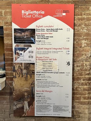 Palazzo Pubblico by null