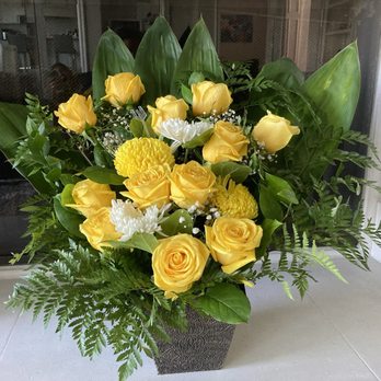 El Jardin de Adela - Great flower arrangement for a Celebration of Life! - Florists Near Me - Laguna Hills, California El Jardin de Adela - Great flower arrangement for a Celebration of Life! - Florists Near Me - Laguna Hills, California