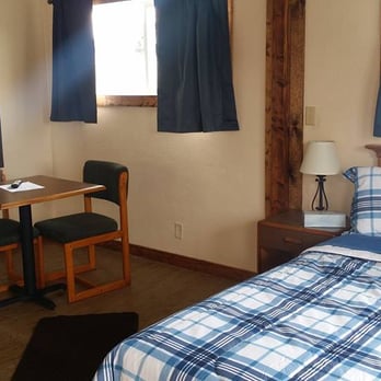 Terrace Motel - Large 1 queen room - Hotels Near Me - Coos Bay, Oregon Terrace Motel - Large 1 queen room - Hotels Near Me - Coos Bay, Oregon