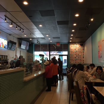 T4 - Interior of T4 with ample seating - Bubble Tea Near Me - Oakland, California T4 - Interior of T4 with ample seating - Bubble Tea Near Me - Oakland, California