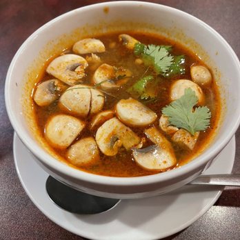 Krua Thai - Tom yum soup bowl - Thai Near Me - Natick, Massachusetts Krua Thai - Tom yum soup bowl - Thai Near Me - Natick, Massachusetts