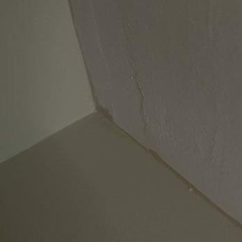 El Viejon Agridulce Painting - Poorly cut lines, No prep on walls. - Painters Near Me El Viejon Agridulce Painting - Poorly cut lines, No prep on walls. - Painters Near Me