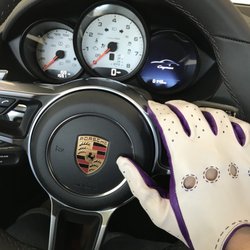 Sermoneta Gloves - I am so in love with my new car and thanks to Sermoneta, I look like Baby Driver when I'm behind the wheel!