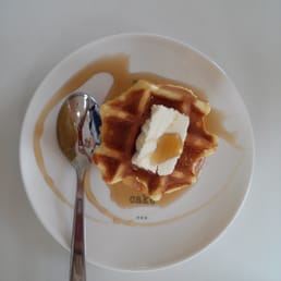 Mmm cupcake wafles!