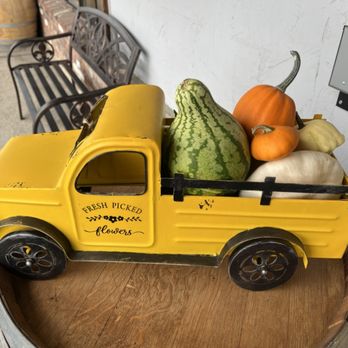 Cornucopia Coffee House - New Fall Decor - Coffee & Tea Near Me - Halfway, Oregon