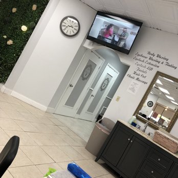 Biscayne Nails & Spa - Nail Salons Near Me - Aventura, Florida Biscayne Nails & Spa - Nail Salons Near Me - Aventura, Florida