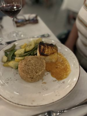 Mitch's on El Paseo by null