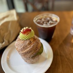 Petit Pierre Bakery - Matcha strawberry cruffin