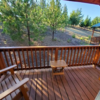 Seven Feathers RV Resort - Cabin back patio - RV Parks Near Me - Canyonville, Oregon Seven Feathers RV Resort - Cabin back patio - RV Parks Near Me - Canyonville, Oregon