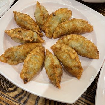 Jjamppong Zizon - 5.1. Deep Fried Dumplings (군만두) (10 Pcs) - Noodles Near Me - Los Angeles, California Jjamppong Zizon - 5.1. Deep Fried Dumplings (군만두) (10 Pcs) - Noodles Near Me - Los Angeles, California