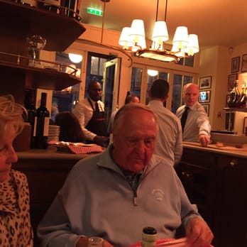 La Fontaine de Mars - A bustle of wonderful happy people to be here  enjoying life, wine, food and a truly magnifique experience - French Near Me - Paris, 75