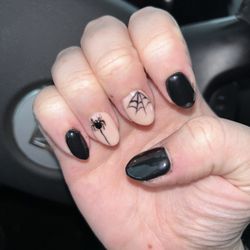 Four Seasons Nail and Skin Care - HALLOWEEN NAILS
