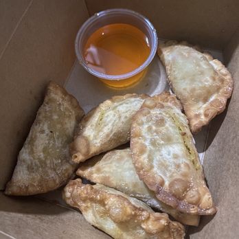 Lemongrass Bistro - Samosa  (6 pcs) - Thai Near Me - Martinez, California