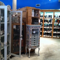 Krisco Liquor