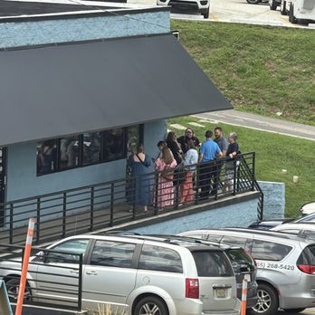 Foothills Milling Cafe - Line out the door - Cafes Near Me - Maryville, Tennessee Foothills Milling Cafe - Line out the door - Cafes Near Me - Maryville, Tennessee