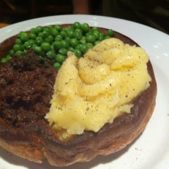 Oak Tree Inn - The shepherd's pie. - Hotels Near Me - Glasgow, GLG