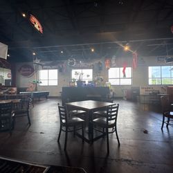 Muddy Waters Cafe & Grille