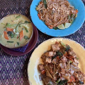 Basil Cafe Thai Cuisine - E4. Pad See Yew (Soy Sauce Noodles) C3. Green Curry E1. Pad Thai - Thai Near Me - St Paul, Minnesota Basil Cafe Thai Cuisine - E4. Pad See Yew (Soy Sauce Noodles) C3. Green Curry E1. Pad Thai - Thai Near Me - St Paul, Minnesota