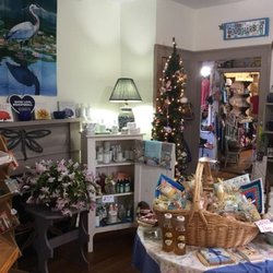 Sea Meadow Gifts & Gardens - Holiday Open House and gift shopping