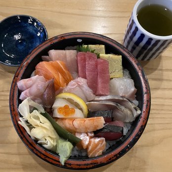 Sushi Kappo Toraya - Chirashi - Sushi Bars Near Me - Arlington, Massachusetts