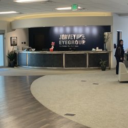 Jervey Eye Group - Reception