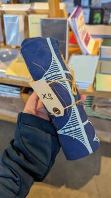 Heath Newsstand by null