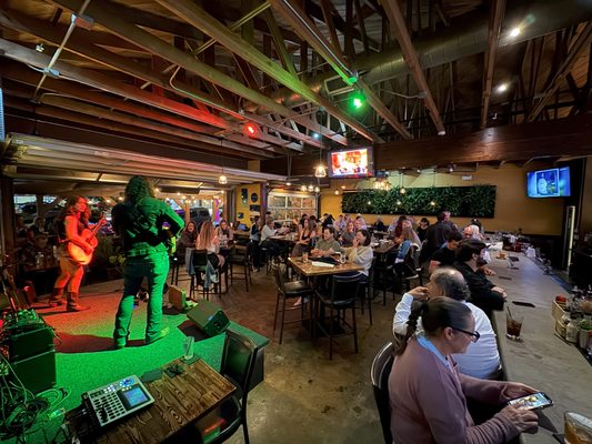 Mission Ave Bar and Grill by null